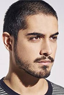 Аван Джогиа / Avan Jogia