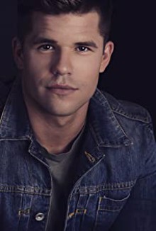 Чарли Карв ъъъ / Charlie Carver