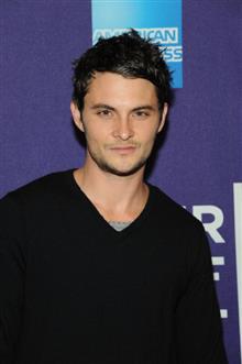 Шайло Фернандез / Shiloh Fernandez