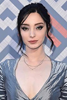 Ема Дюмон / Emma Dumont