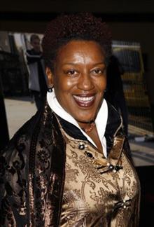 К. К. Х. Паундър / CCH Pounder