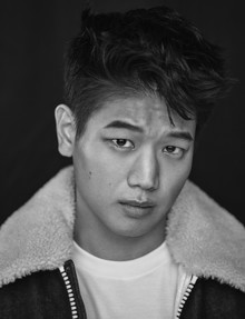 Ки Хонг Ли / Ki Hong Lee