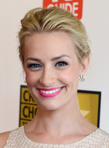 Бет Берс / Beth Behrs