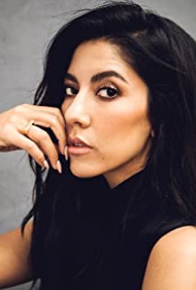 Стефани Габелдс / Stephanie Beatriz