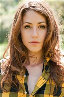 Аманда Крю / Amanda Crew