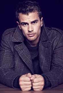 Тео Джеймс / Theo James