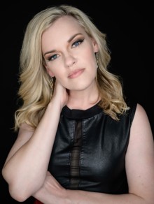 Кари Уолгрен / Kari Wahlgren