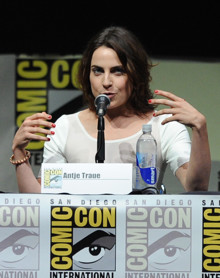 Антье Трауе / Antje Traue