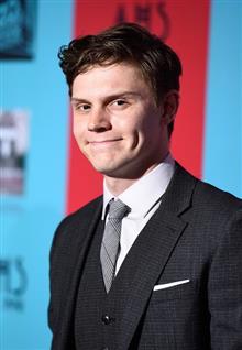 Евън Питърс / Evan Peters