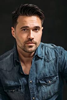 Брет Далтън / Brett Dalton