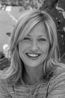 Джоуи Лорън Адамс / Joey Lauren Adams