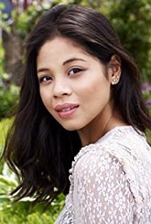  / Eva Noblezada