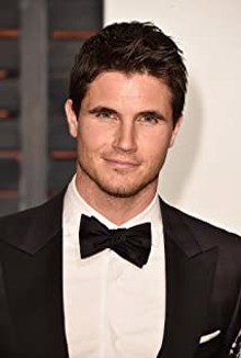 Роби Амел / Robbie Amell