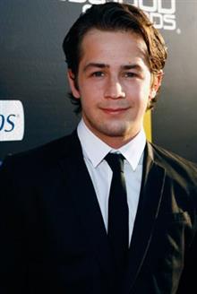 Майкъл Ангарано / Michael Angarano