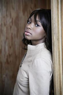 Натури Наутън / Naturi Naughton