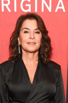 Анабел Шиора / Annabella Sciorra
