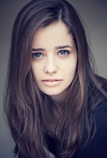 Холи Ърл / Holly Earl