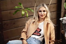 Самаър Армстронг / Samaire Armstrong