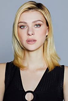 Никола Пелц / Nicola Peltz