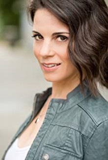 Лия Кернс / Leah Cairns