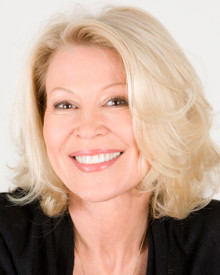 Лесли Ийстбрук / Leslie Easterbrook