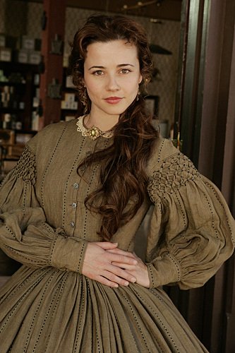 Vsichki Filmi Na Linda Kardelini Linda Cardellini Filmitena Com