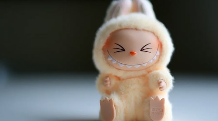 Лабубу атакува киното: Sony превръща вирусните кукли в филм