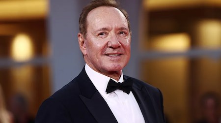 Кевин Спейси пак в съда: Лондон готви нови обвинения срещу актьора през 2026 г.